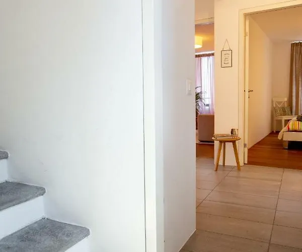 アパート Borghese